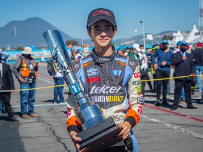 ‘Fico’ era piloto de NASCAR y Truck Series, siguiendo los pasos de su familia.