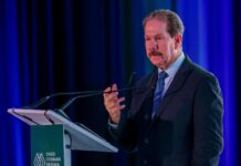 Defiende CCE transparencia y pide diálogo tras salida de Canaco Roberto Lyle / Presidente CCE