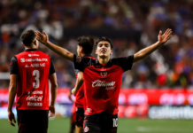 Xolos vence al campeón Cruz Azul con golazo de Gilberto Mora